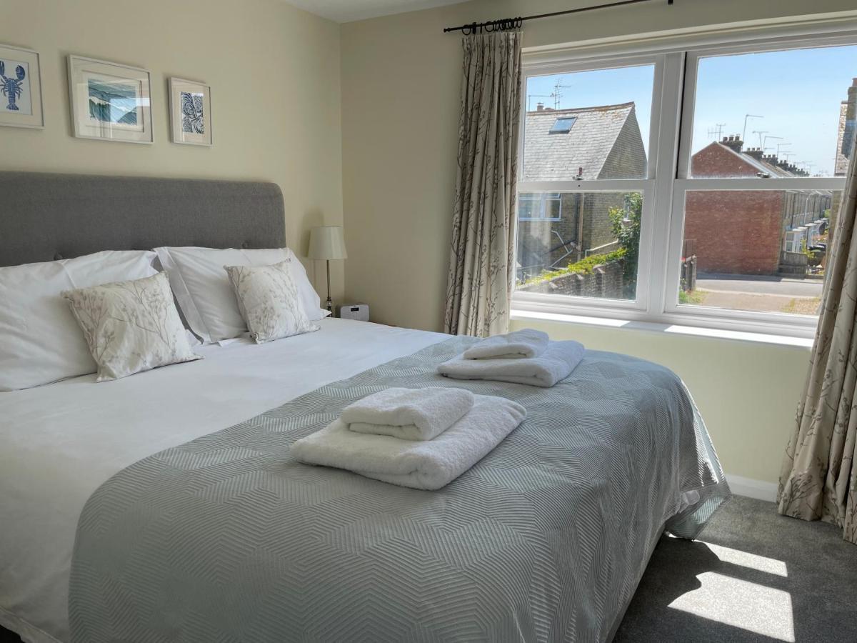 Villa Courtyard House, With Parking And Patio Garden Whitstable Exterior foto